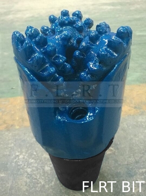 Dobra cena. 7 Kgs Stalowy ząb Tricone Bit 4 5/8 
